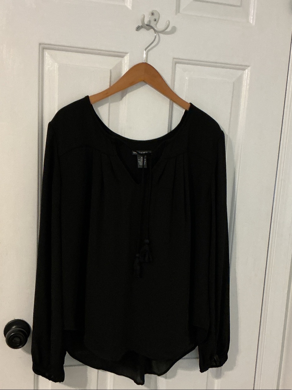 Chelsea & Theodore Black Tie-Neck Long-Sleeve Blouse